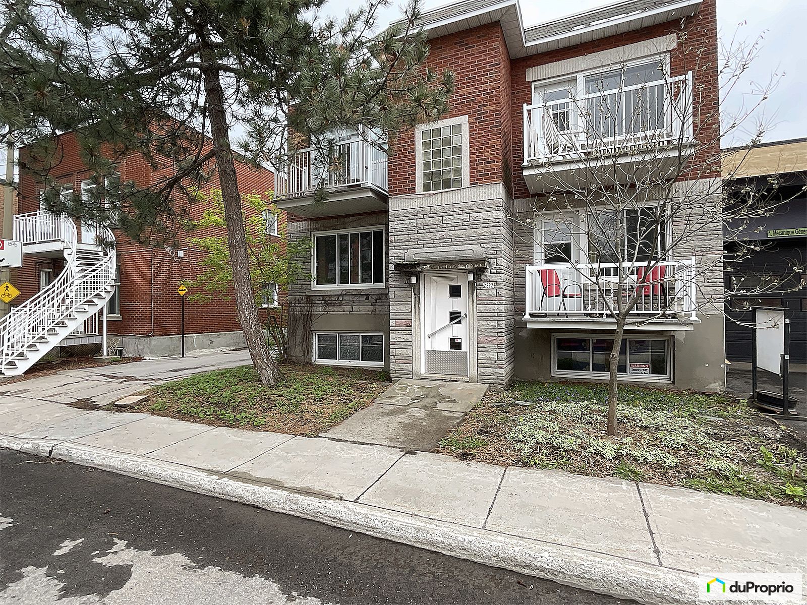 2222 Rue Saint Clement — photo 2