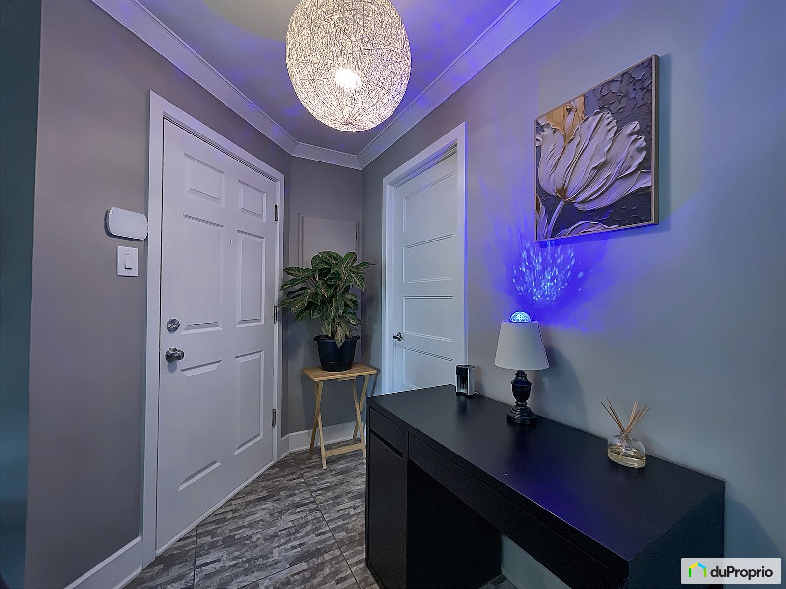 302 1301 Rue Rodrigue — photo 2