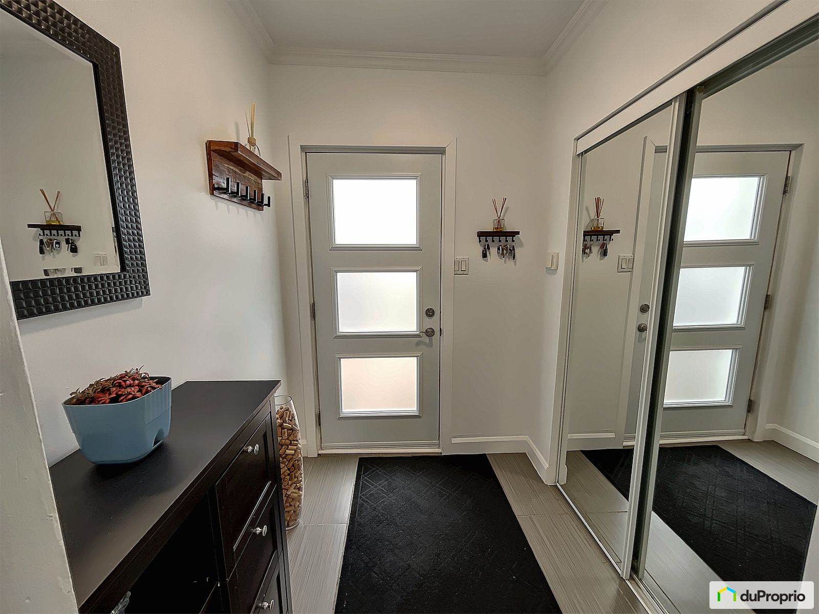 164 34E Avenue — photo 3