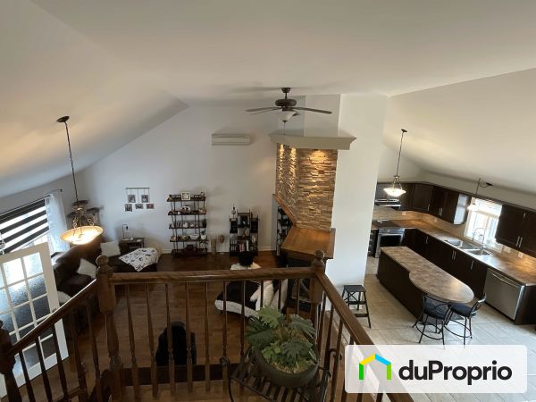 2470-2472 rue de Limoges, Mascouche à vendre