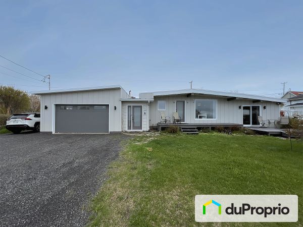 135 route du Fleuve Ouest, Ste-Luce (Ste-Luce-sur-Mer) for sale