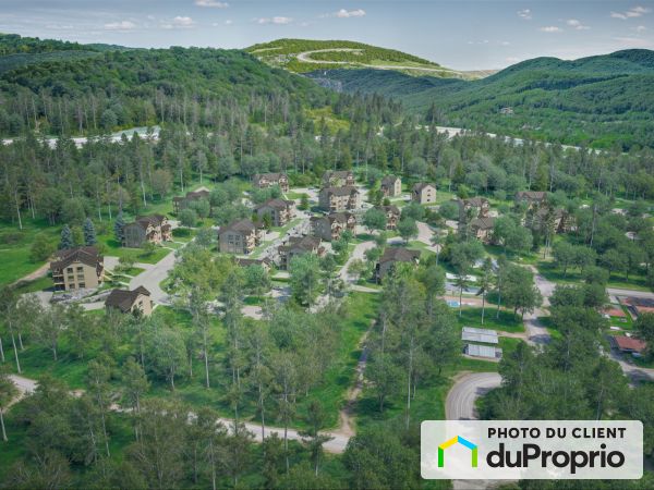 Place du refuge - Phase 2 Le panoramique, Ste-Adèle for sale