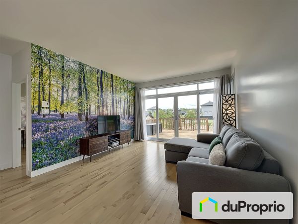 5, rue Charles-Powell, Bromont à vendre