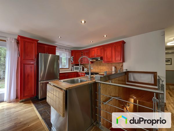 121, rue Phelan, St-Colomban à vendre
