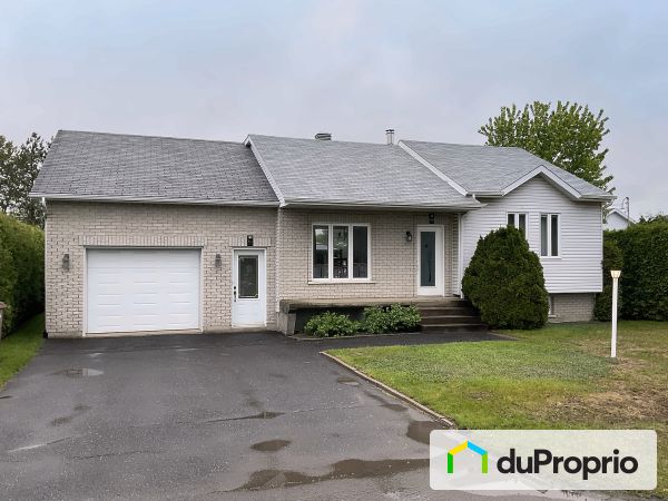 446, rue Pie-IX, Drummondville (St-Nicéphore) à vendre