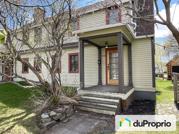 1774, rue Moissan, Jonquière (Arvida) à vendre