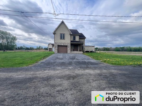 17, rue Poirier, St-Paul-De-L'Ile-Aux-Noix à vendre