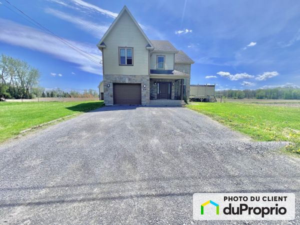 17, rue Poirier, St-Paul-De-L'Ile-Aux-Noix à vendre
