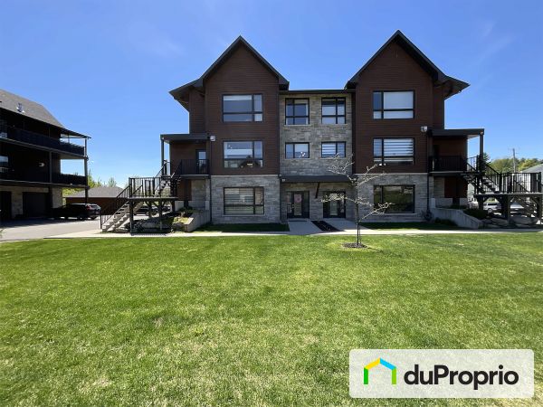 13, rue Desjardins, Magog à vendre