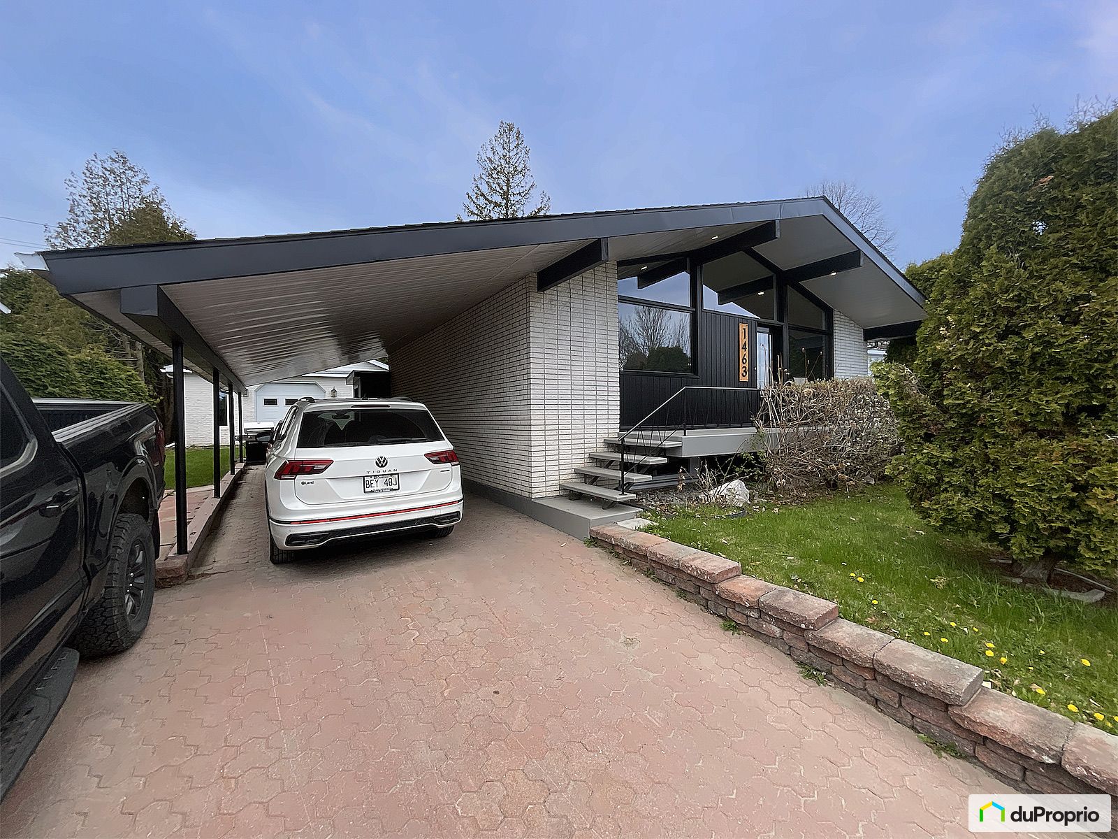1463 Rue Saint Georges — photo 1