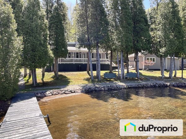 112 chemin du Lac-Neil, Ste-Rose-Du-Nord for sale