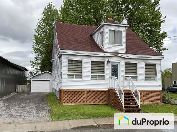 1534, rue Notre Dame, St-Maurice à vendre
