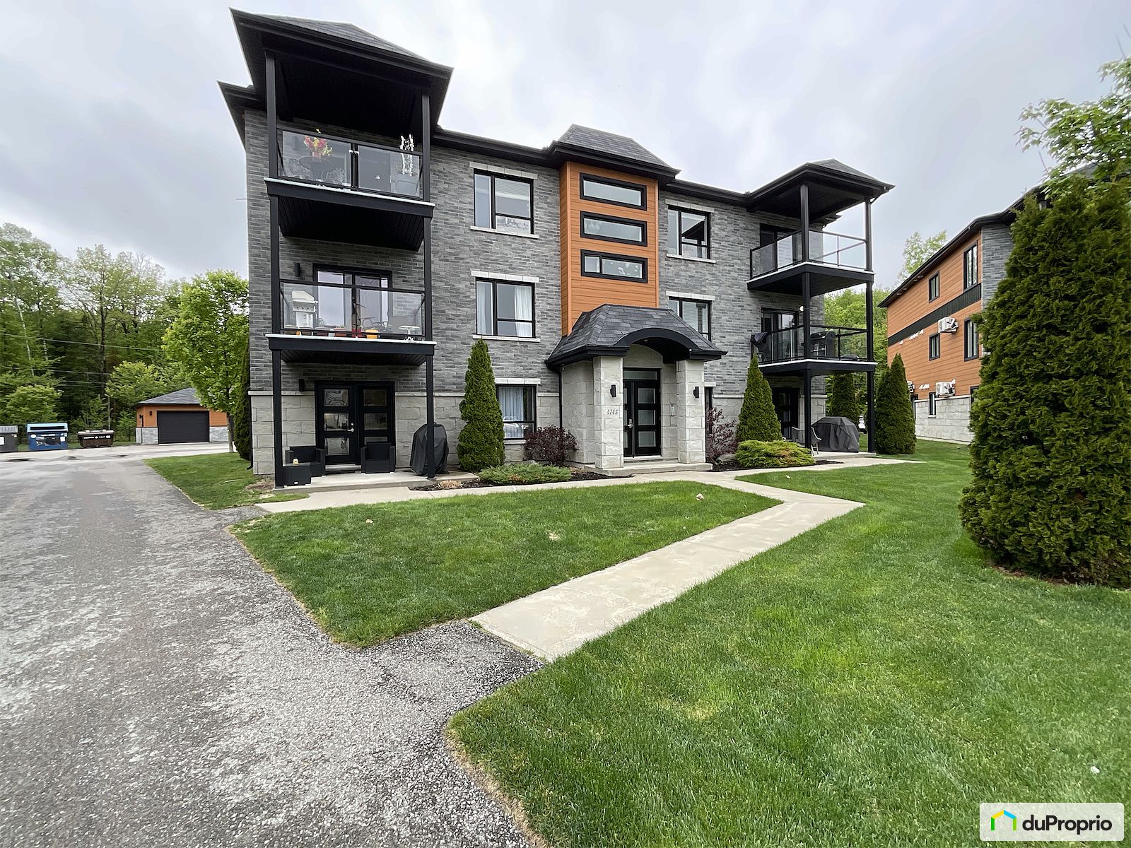 101 4745 Place De La Marquise — photo 1