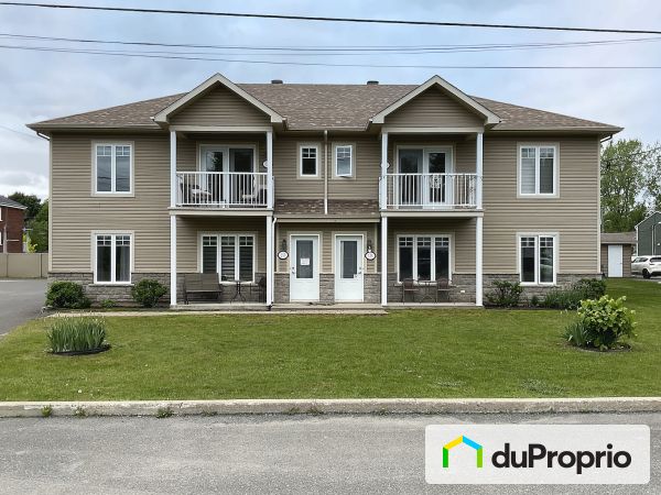 150-152-154-156, rue Bélisle, Drummondville (St-Nicéphore) for sale