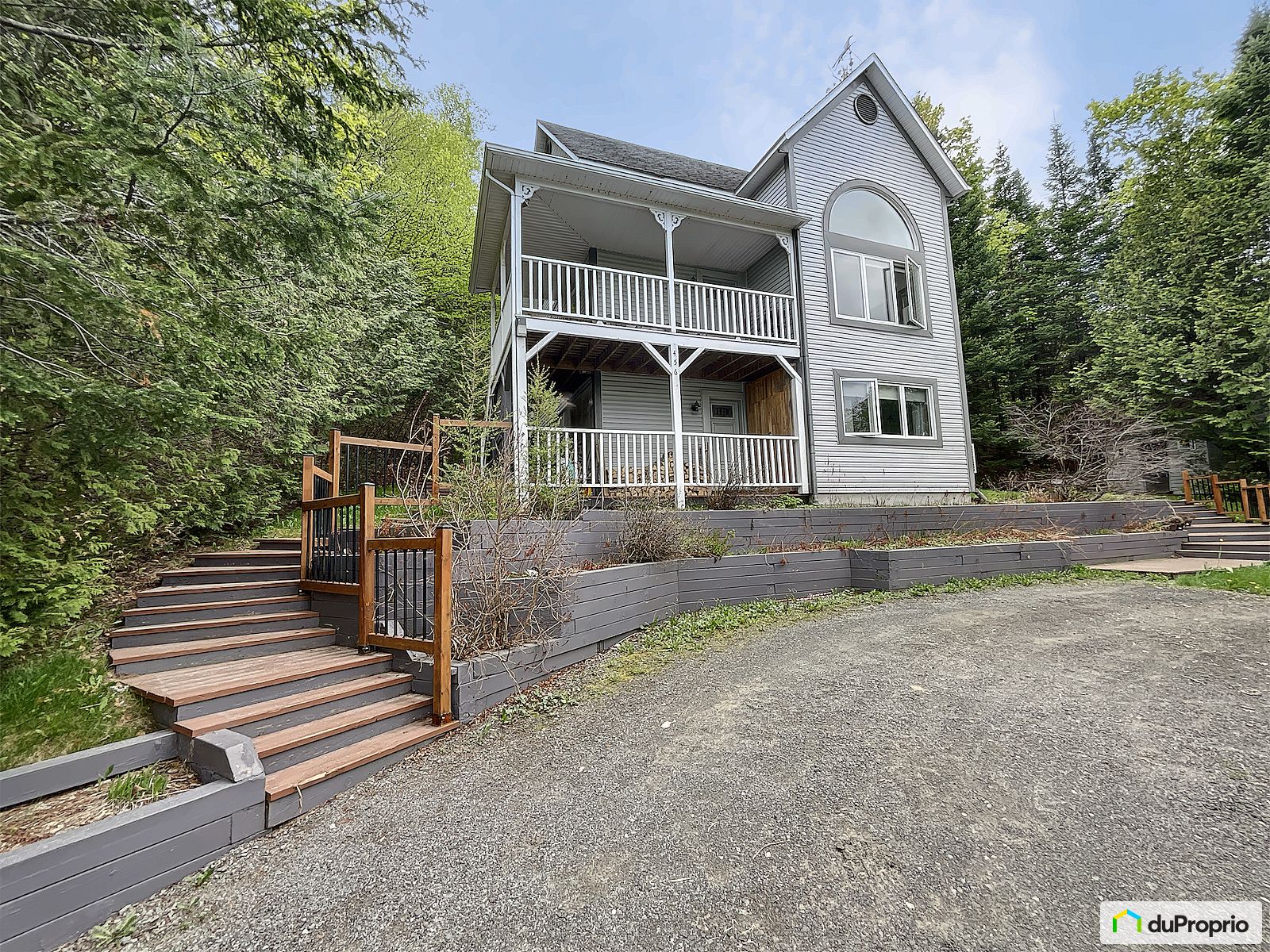 456 Rue Du Meunier — photo 1