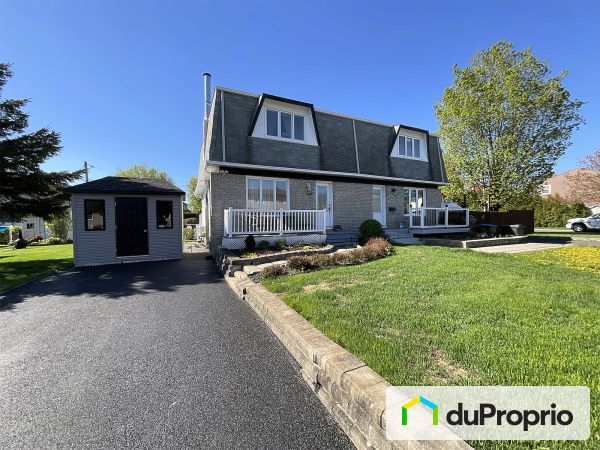 221 rue de l'Acadie, St-Nicolas for sale