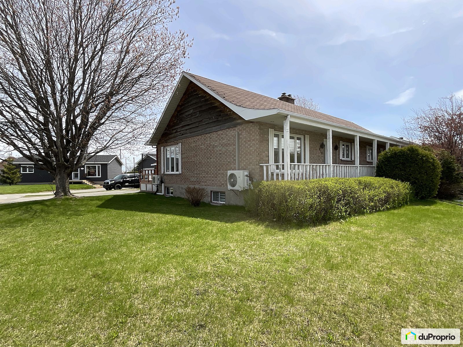628 Rue Lindsay — photo 2