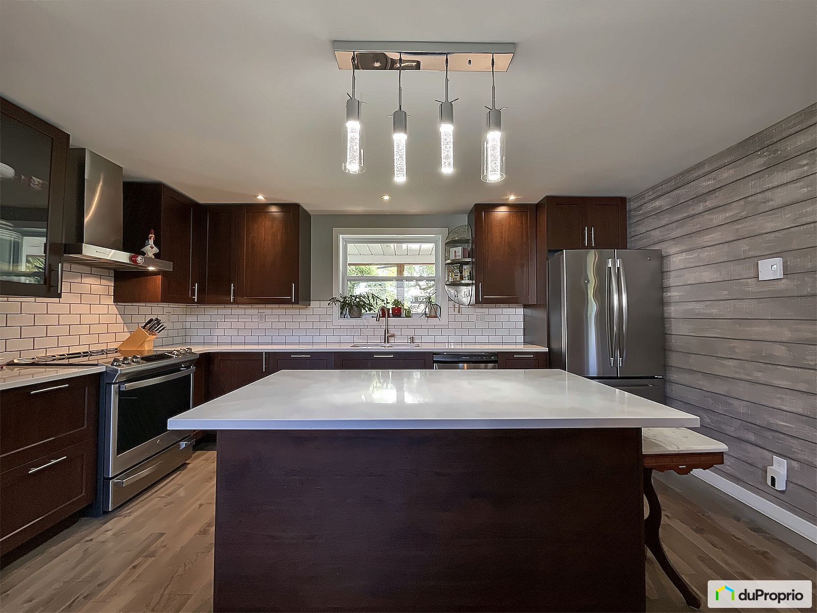 814 Boulevard Saint Rene Est — photo 3