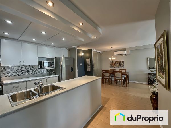 306-700, boul de Montarville, Boucherville à vendre