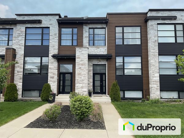 561 rue Populaire, Terrebonne (Lachenaie) for sale