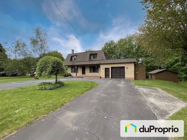 526, rue Willy, Granby à vendre
