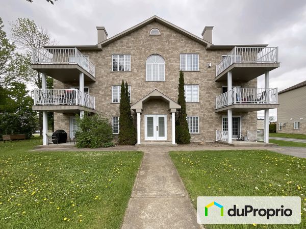 4-17960, rue Beaupré, Bécancour (Bécancour) à vendre