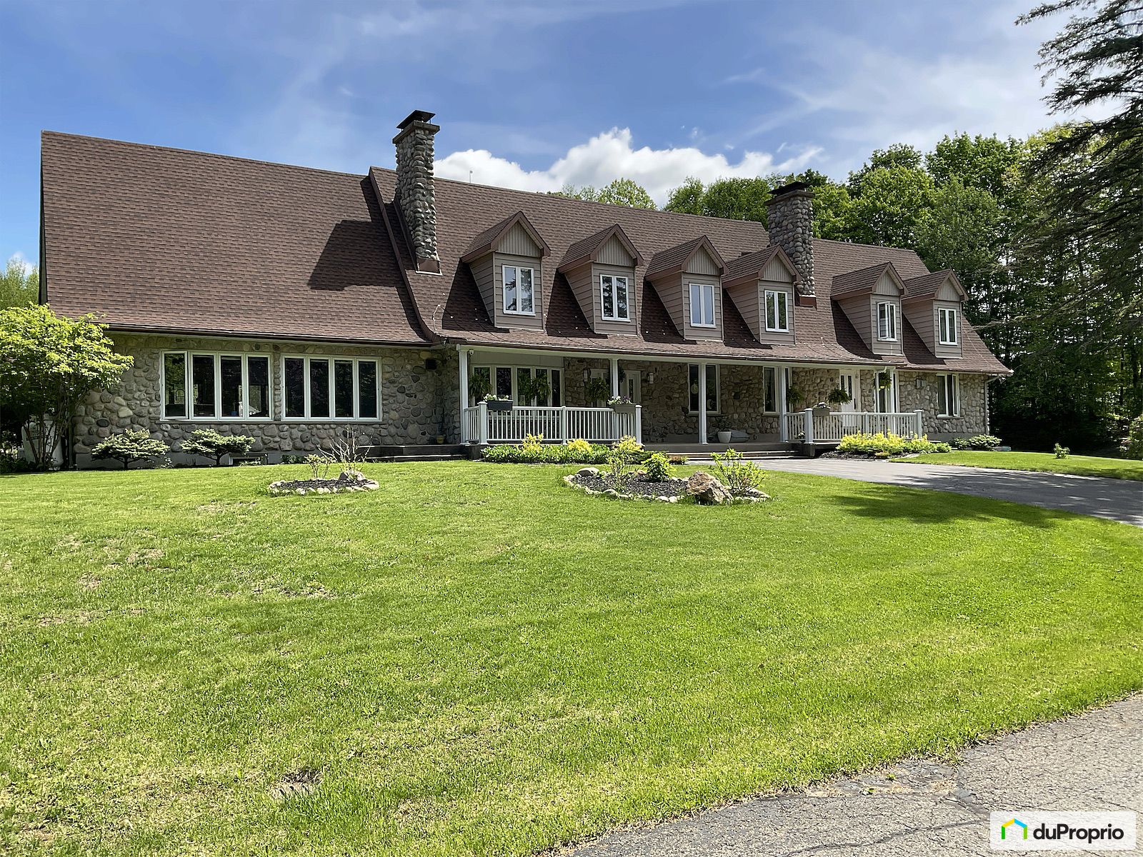 265 Rang Saint Ambroise — photo 1