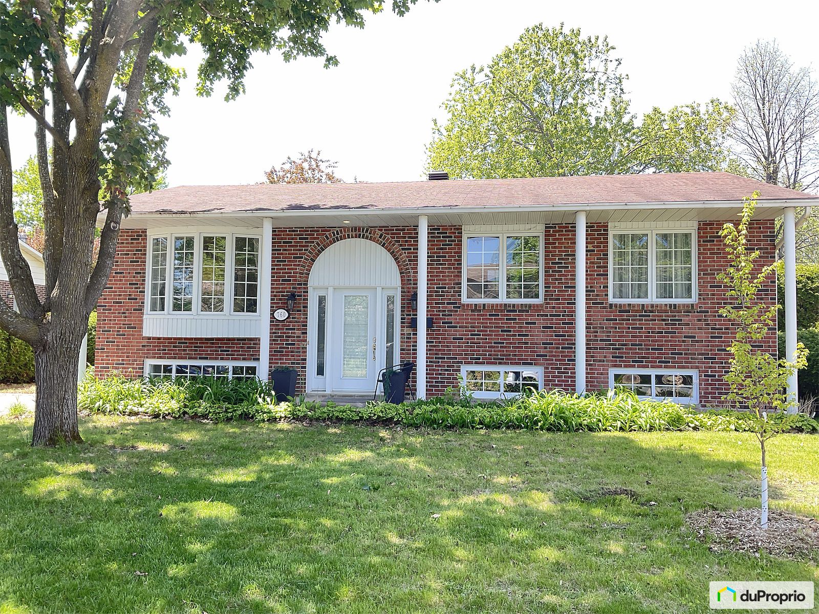 760 Rue Andre Jobin — photo 1