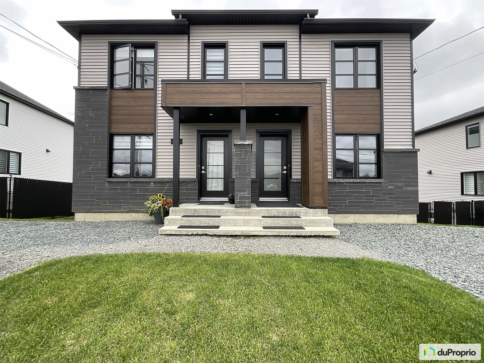 457 459 Rue Des Semailles — photo 1
