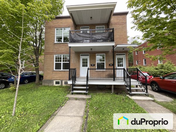 1375-1379, rue Marie-Rollet, Saint-Sacrement for sale