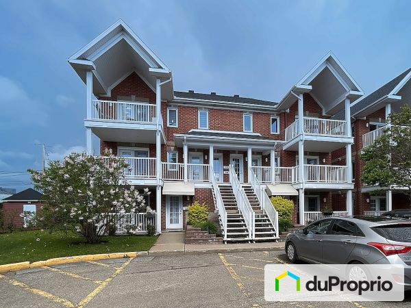 1142 Rue Bourdages, Vanier for sale
