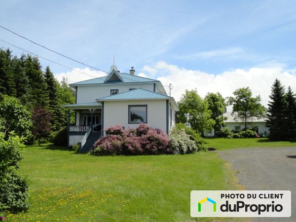 417 chemin Voyer, Rimouski (Le Bic) for sale
