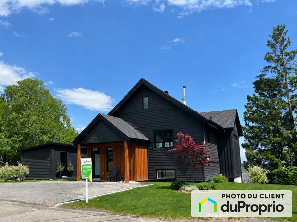 36 rue Bérubé, St-Ferréol-les-Neiges à vendre
