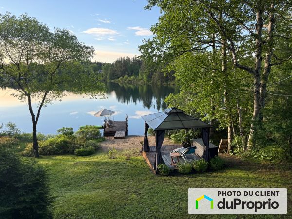 956 chemin 9e, L'Ascension-De-Notre-Seigneur for sale
