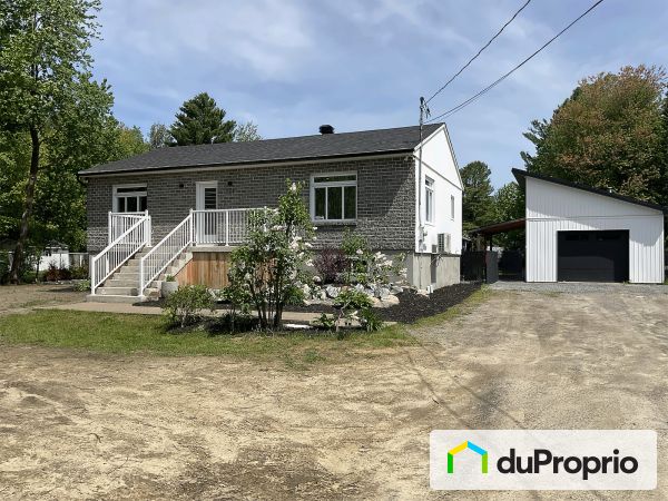 747, rang Sainte-Henriette, St-Lin-Laurentides à vendre