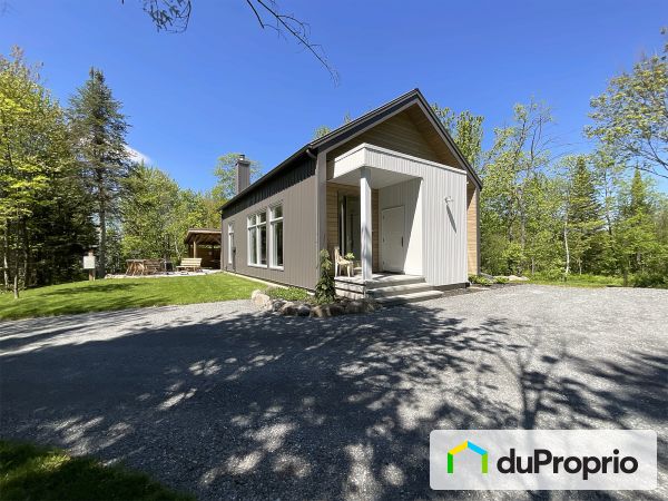 11, rue Alice, St-Joseph-De-Ham-Sud à vendre