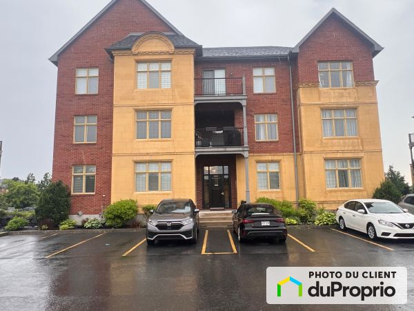 8-8095 rue de Londres, Brossard for sale