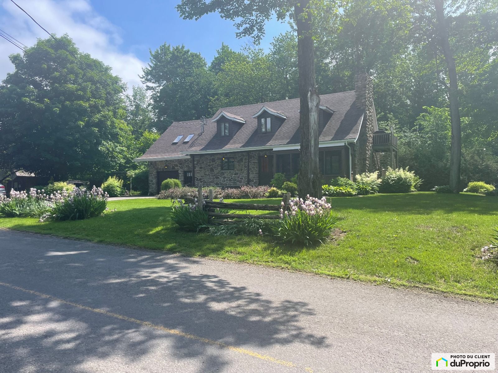 242 Montee Vachon — photo 1