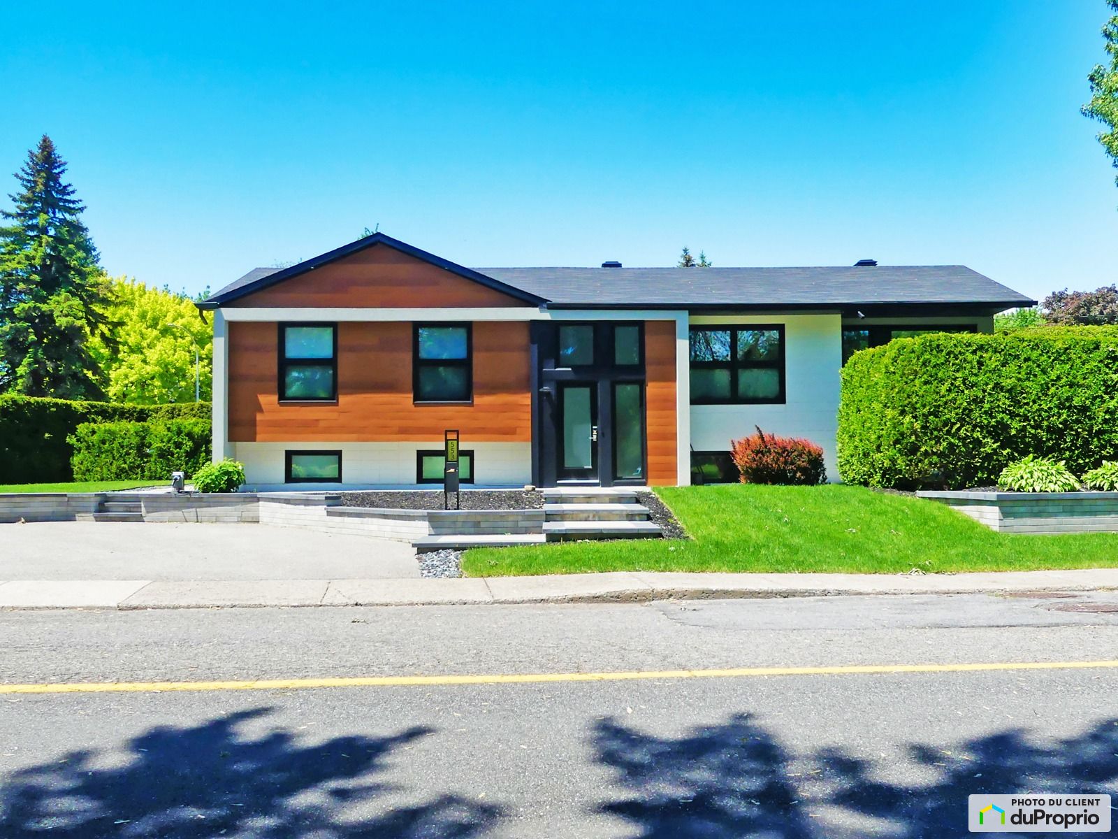 553 Quesnel — photo 3