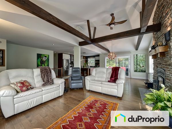 Living Room - 51 rue de l'Osmonde, Ste-Catherine-de-la-JC for sale