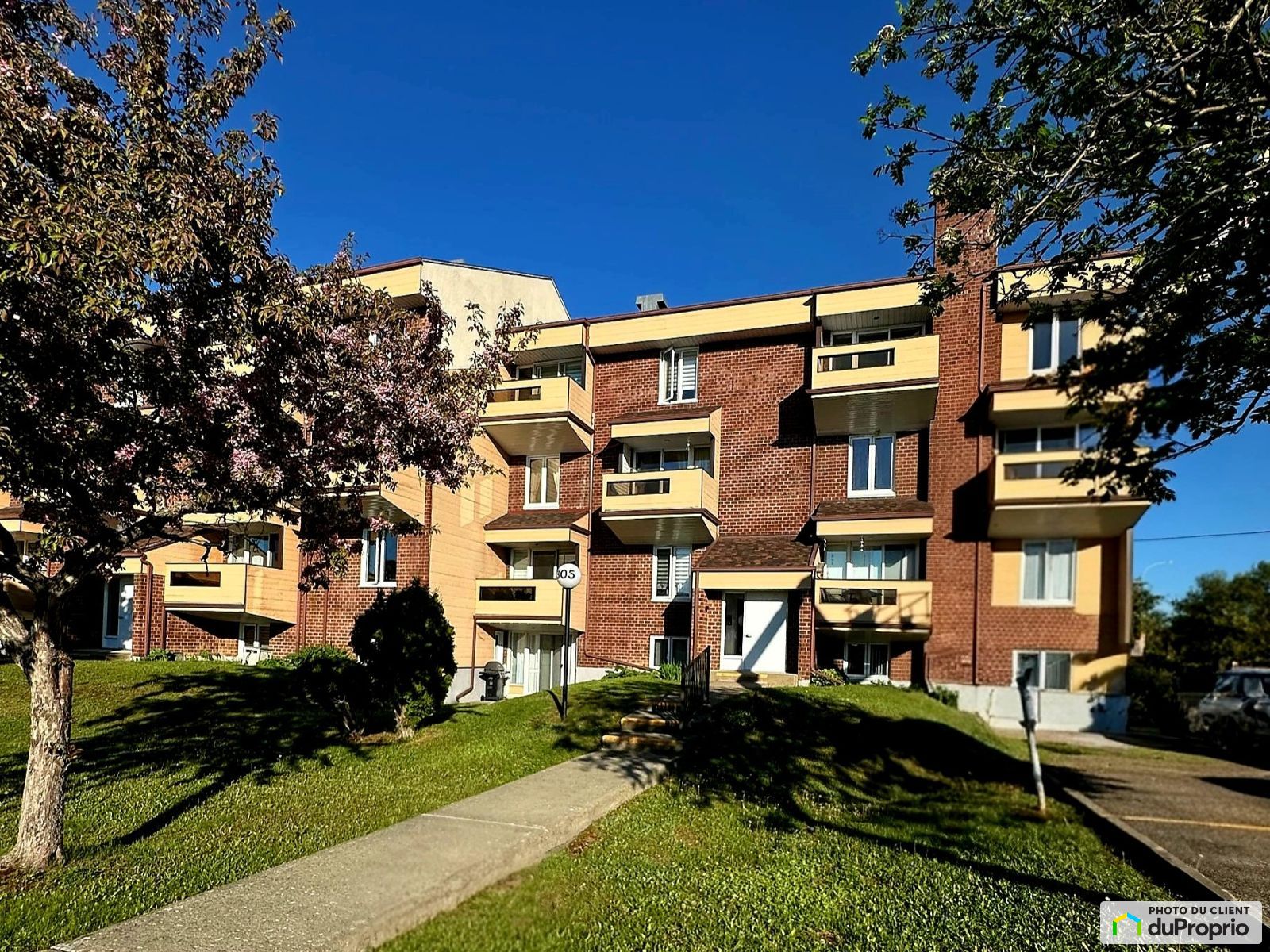 A03 305 Rue Monseigneur Plessi — photo 3