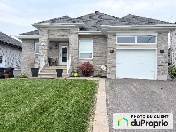 246, rue Francois, Ste-Marthe-Sur-Le-Lac à vendre
