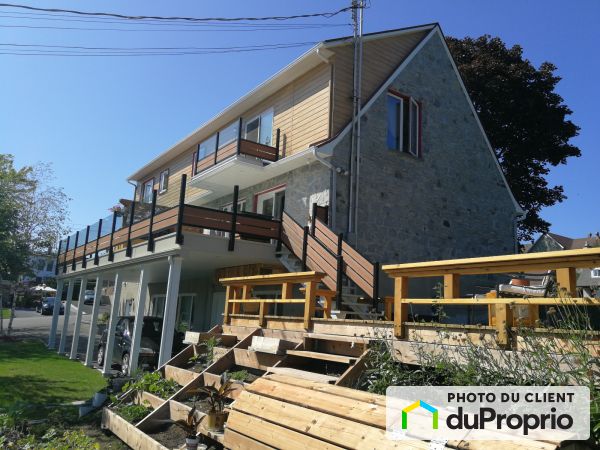 3266-3266A rue Duc de Milan, Beauport for sale