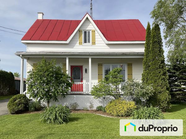 1272 rang Saint-Pierre, St-Zephirin-De-Courval for sale