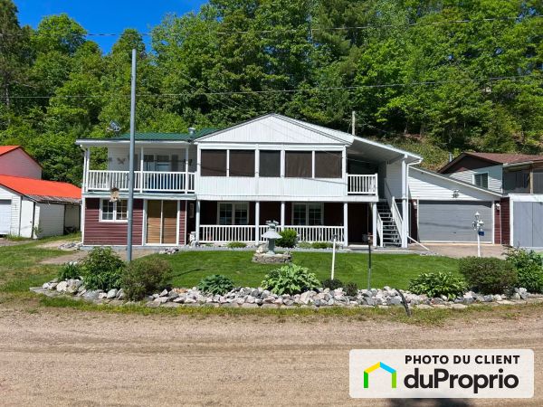 38 chemin Palma, Notre-Dame-de-Pontmain for sale