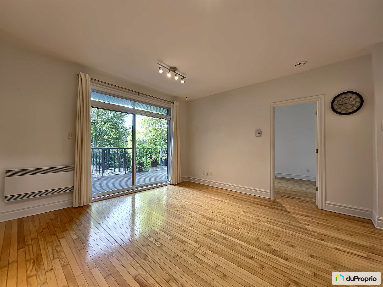 12 1280 Rue Pauline Julien — photo 2