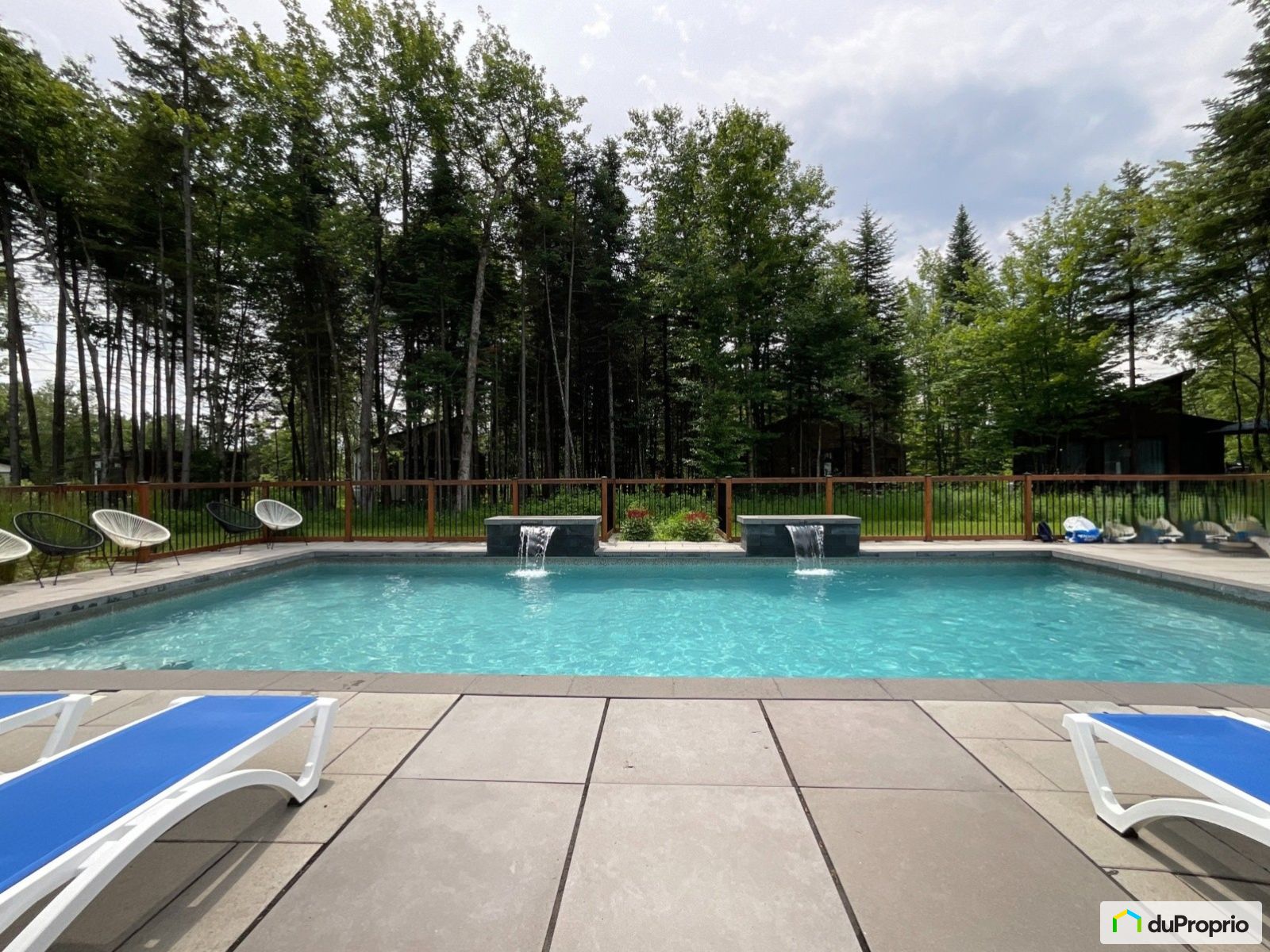114 500 Boulevard Notre Dame — photo 3