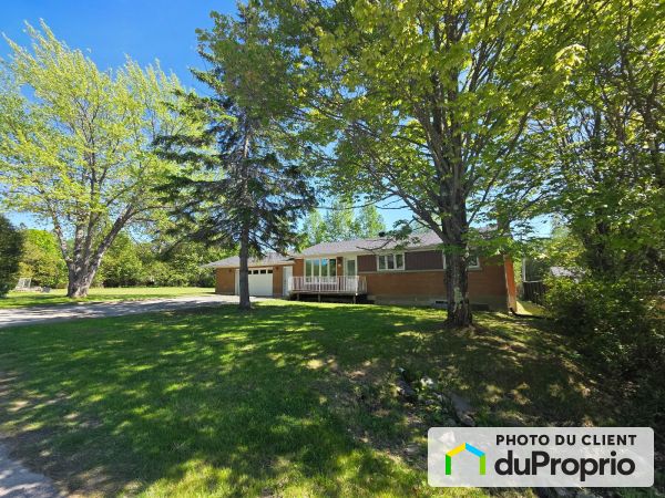 2537 rue de l'Ile-d'Orléans, Sherbrooke (Mont-Bellevue) for sale