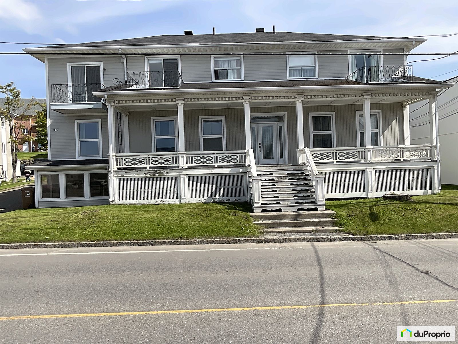 73 73A 73B 75 75A Rue Fraser — photo 1