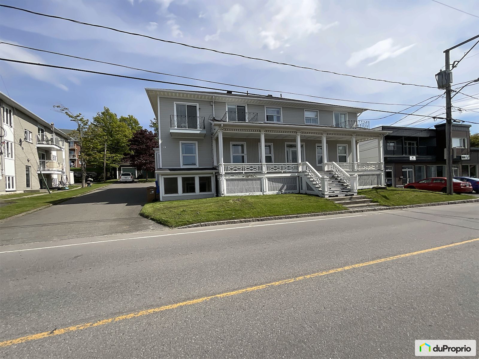 73 73A 73B 75 75A Rue Fraser — photo 3